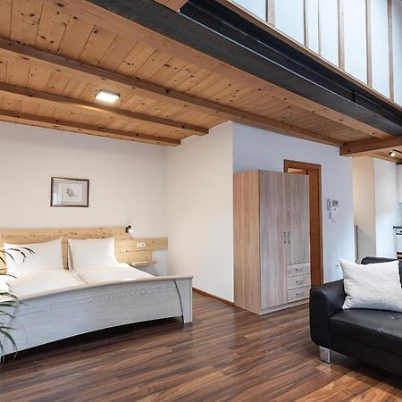 Schrotthof Apartment Велтурно Екстериор снимка
