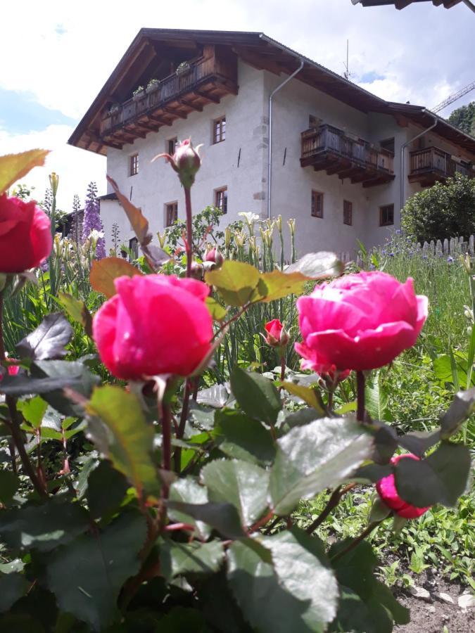 Schrotthof Apartment Велтурно Екстериор снимка